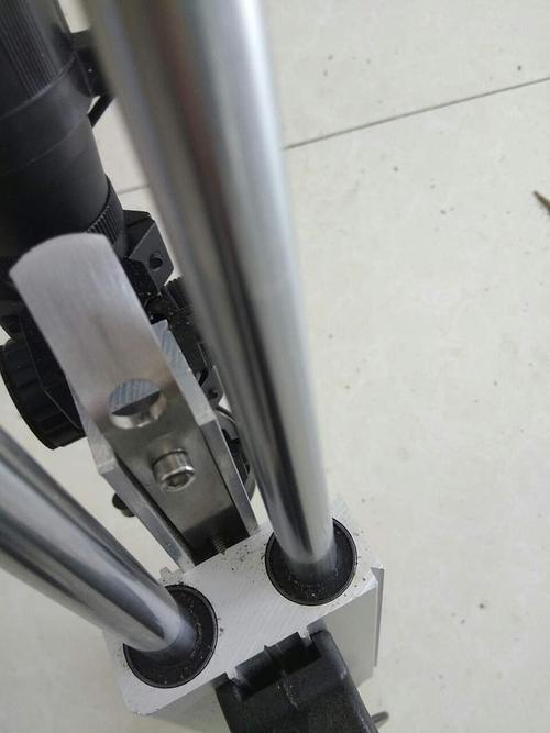 今日欣赏美图:野战狼轴承滑膛弹弓的导轨与弓门 撒放器漂亮么么哒