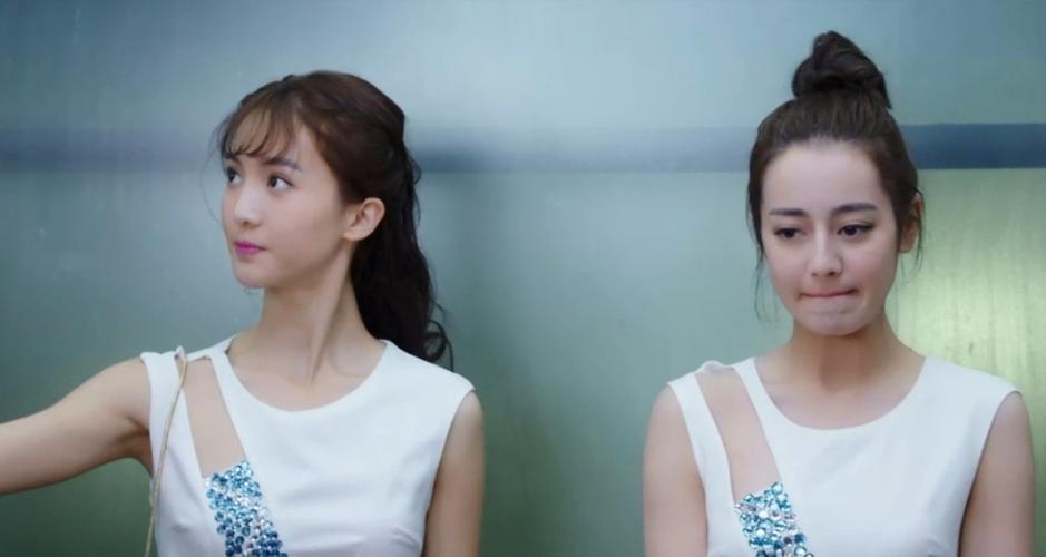 靠浪姐逆风翻盘,如今和迪丽热巴同框比美,30岁的金晨活成大女主