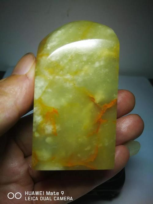 艾叶绿之谜一一艾叶绿印石的主要特征|寿山石|田黄石