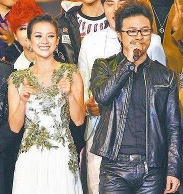 曝汪峰同章子怡结缘因德扑 曾助章父母赢几十万