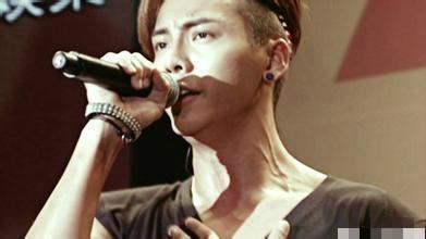 颈部有青筋(肺心病)4出现这种情况,已经到疾病的晚期了,应该抓紧就医