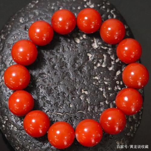云南保山柿子红南红玛瑙手串.
