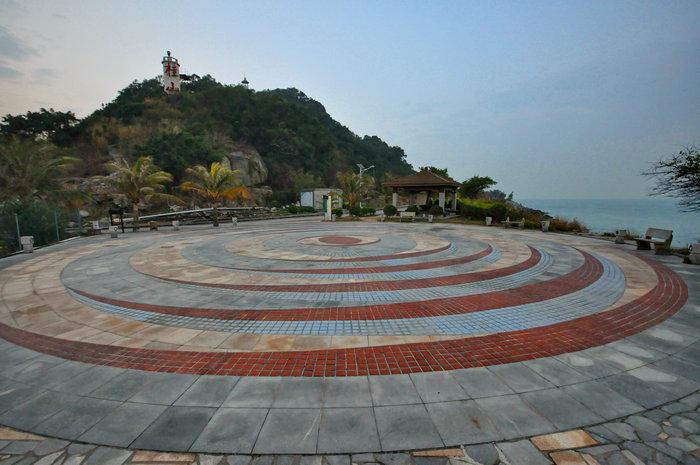 标题:桂山港的早晨