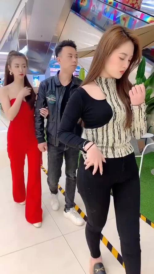 平时我揍我老公可以谁要是敢欺负他绝对不行