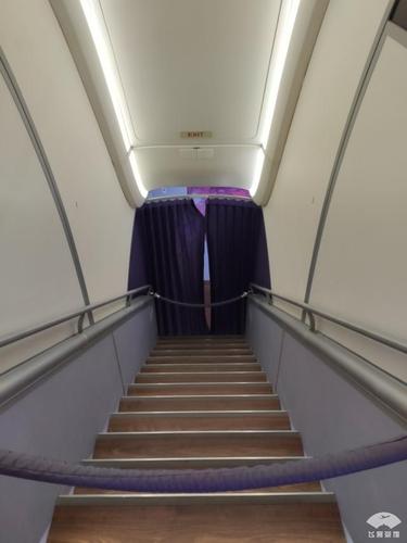 拔草泰航a380头等舱,餐食随便吃真的超幸福,50小时连喂好几顿