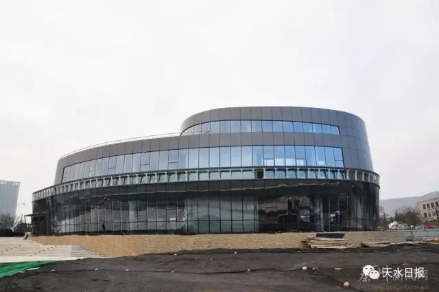 (船型建筑)
