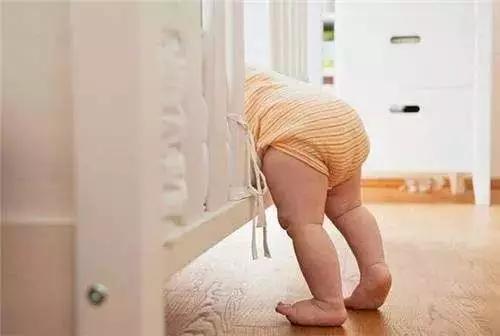 注意新生婴幼儿的"脱胯"!这些小细节您注意到了吗?