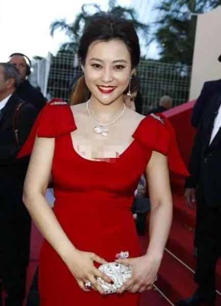 年轻的郝蕾真的颜值派有颜值有演技