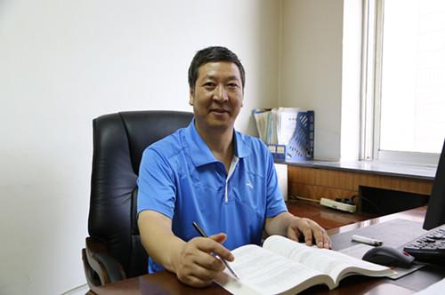 张国万|名师风采|兰州工业学院