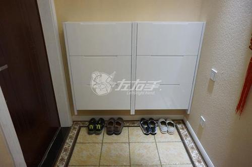 入户门太窄做鞋柜图片