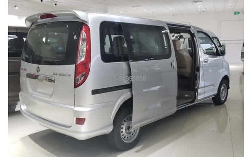 座简介福田g5七座为原来称为蒙派克七座,其为蓝牌车辆,在北京地区上牌