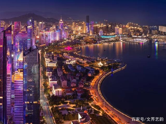 青岛的夜景  图片来源:摄影家 法磊