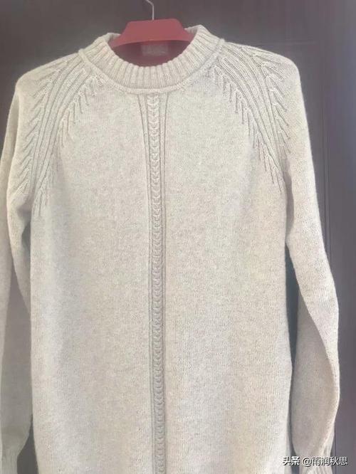 从下往上织,插肩袖羊绒衫,独特的双萝纹小燕子减针法