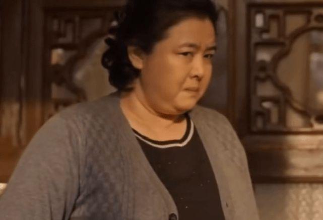 她曾被称为小钟楚红因生病发胖变大婶如今演保姆让人厌恶