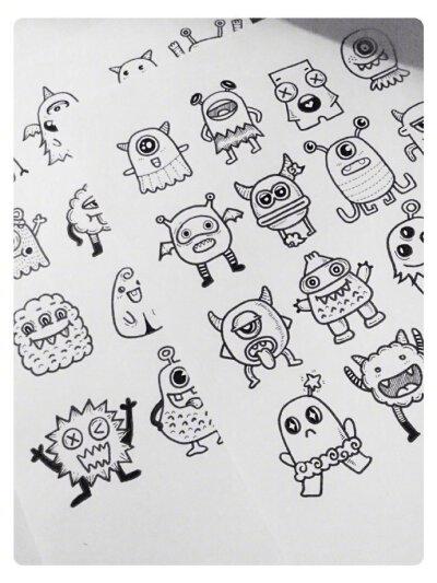 周围有小怪兽围着的手抄报 手抄报版面设计图