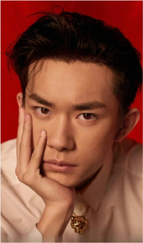 可爱托脸千玺图片合集,真是从小可爱到大呀,太喜欢了