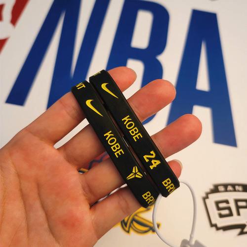 nba球星湖人队科比黑曼巴 布莱恩特24号篮球运动手环腕带男女学生