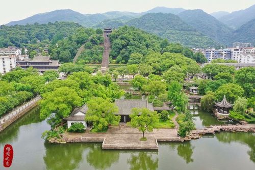 临海有个东湖,极具江南风情,被誉为"台州园林之首"