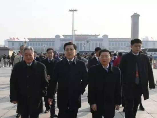 内蒙古自治区党委书记李纪恒