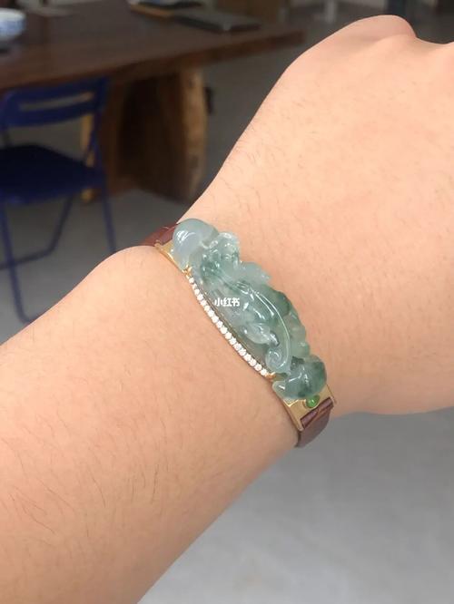 翡翠手牌_翡翠_翡翠手牌_时尚_配饰_首饰