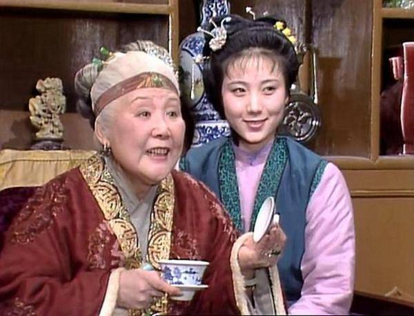 曹雪芹别有深意_贾珍_宁荣_王熙凤