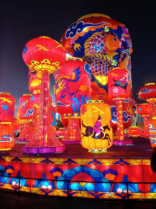 已亥年春节西安城墙灯会及大唐不夜城灯光秀