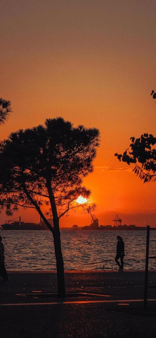 黄昏系列壁纸希望所有烦恼都离屏幕前的你远一点