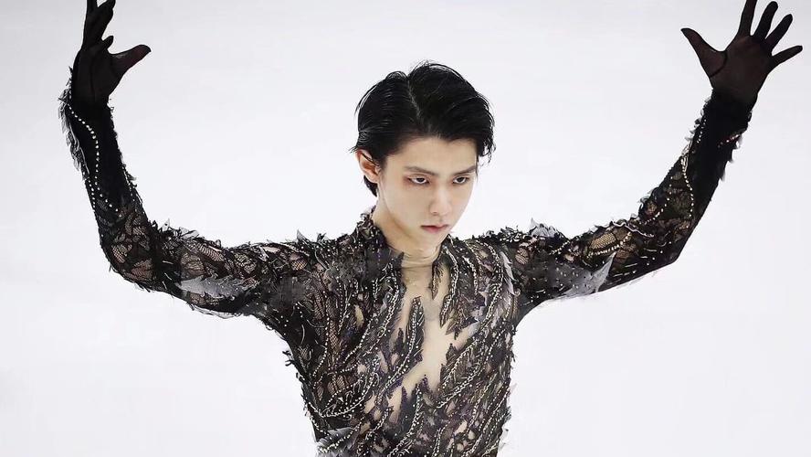 羽生结弦九秋x疯源小仙女x大背头