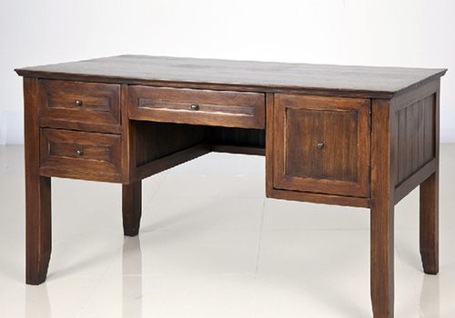 实木书桌选购要点实木书桌价格参考