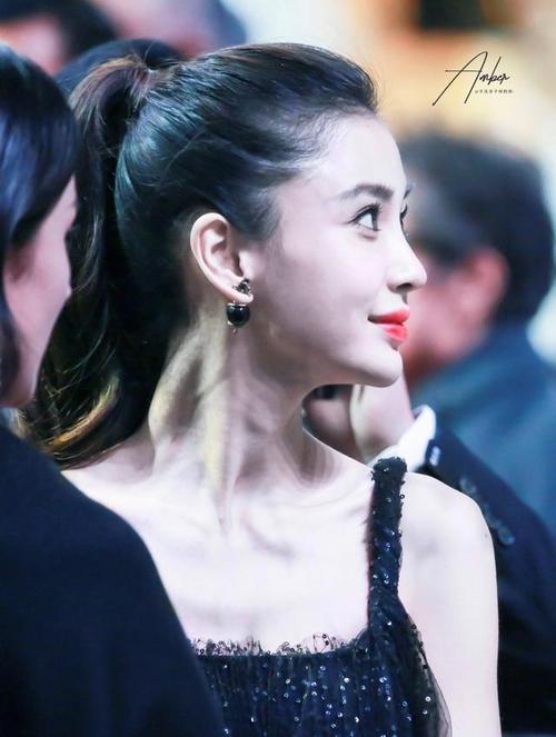 盘点侧脸绝美的女明星们,刘诗诗 杨颖,赵丽颖你选谁
