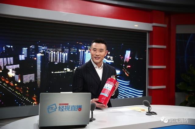第八届湖北省电视文艺奖"优秀主持人"奖,全国播音主持金话筒提名奖
