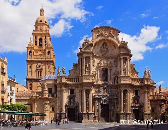 欧洲留学介绍手册西班牙圣地亚哥联合大学