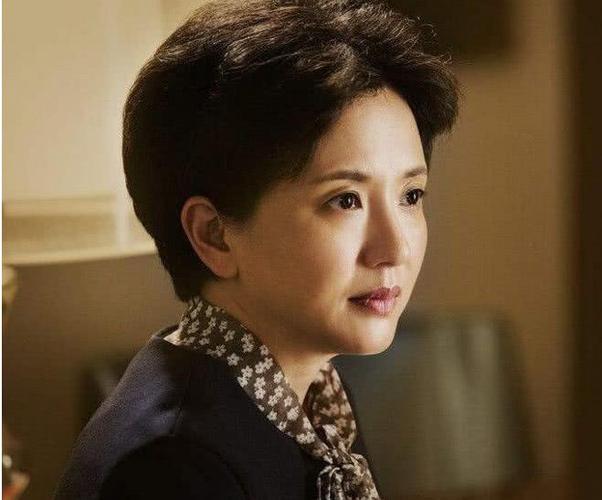 她饰演《人民的名义》祁同伟的妻子,国家一级演员,美了一辈子!