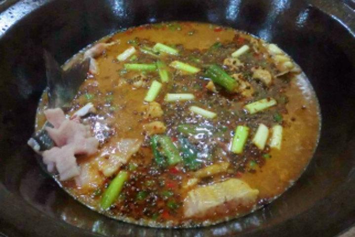 吉首哪里有柴火鱼学,包学会