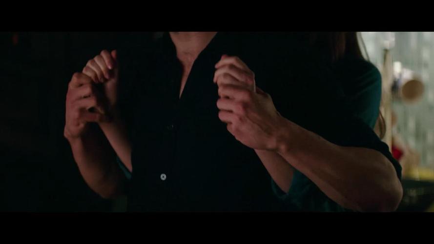 50度灰删减图解_五十度黑未删减_五十度灰2无删减度云