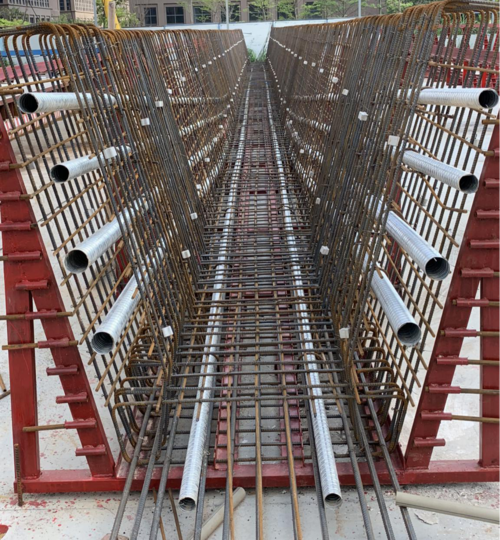 40箱梁钢筋在钢筋胎架上进行绑扎