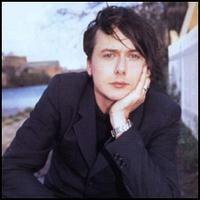 suede简介   suede由主唱brett anderson,吉他手richard oakes