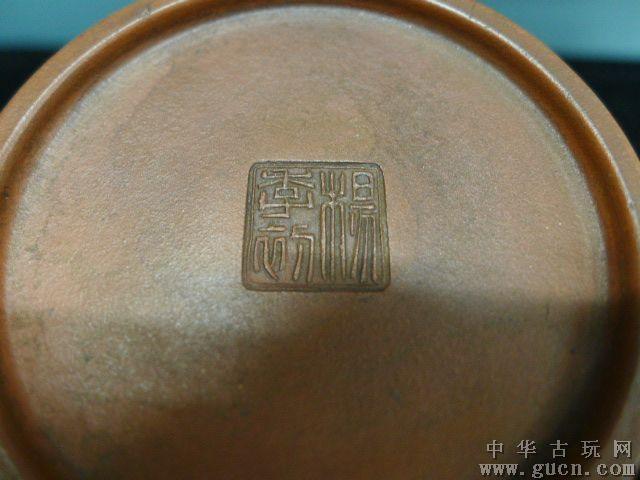 杨季初紫砂加彩仙鹤寿桃笔筒