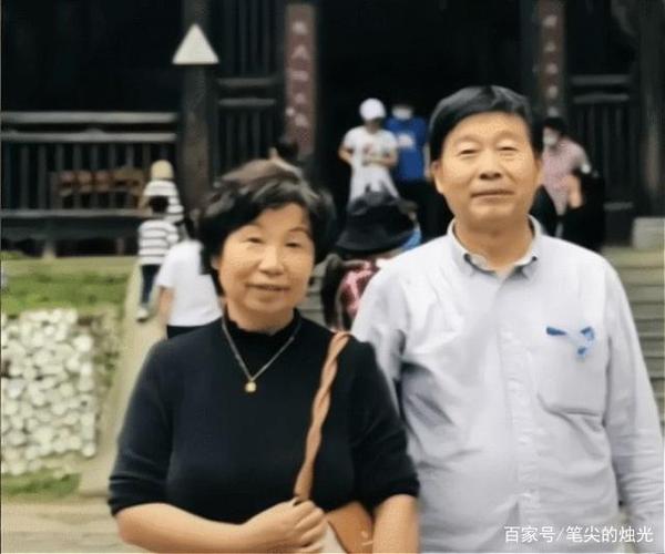 郭希宽频晒日常风景心情大好,更改账号名称再引争议