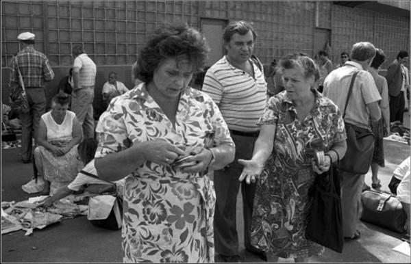 苏联解体前后民生对比照