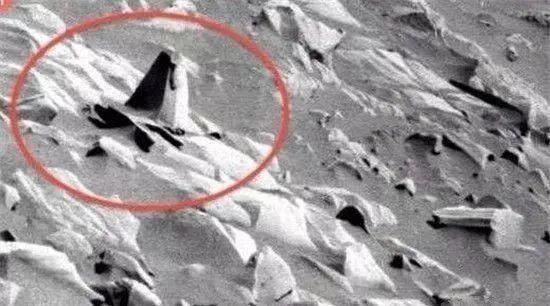 世人一直都怀疑月球上发现的三眼女尸和二战飞机的真实性