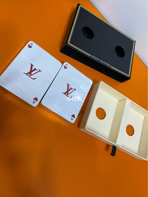 lvmurakami村上隆联名之vipgift扑克牌