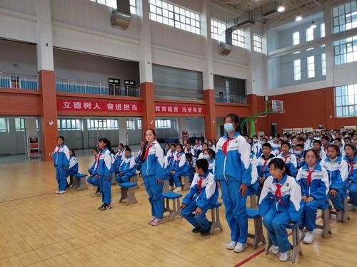 从小学先锋 长大当先锋——银川唐徕回民中学宝湖校区开展少先队建队