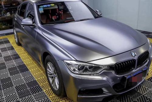 宝马3系这样改 电光金属钛钢这个颜色使其更加帅气