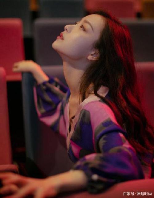 30岁的倪妮旗袍造型曝光,民国风很配她,气质再回《金陵十三钗》