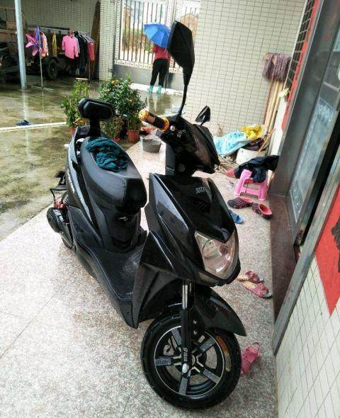 出售96伏雅迪电动车