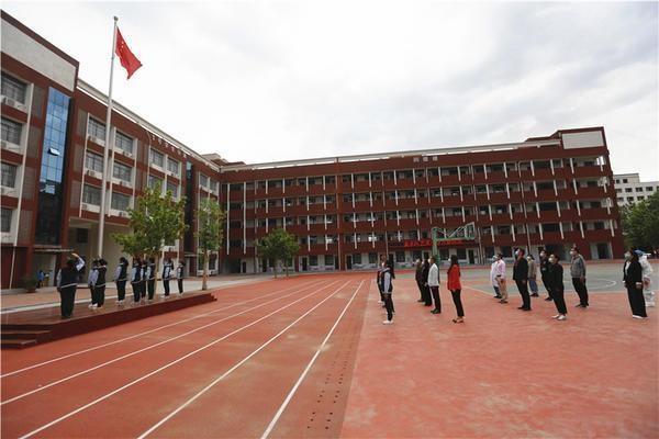 开学啦!郑州市金水区艺术小学喜迎学子"回家"