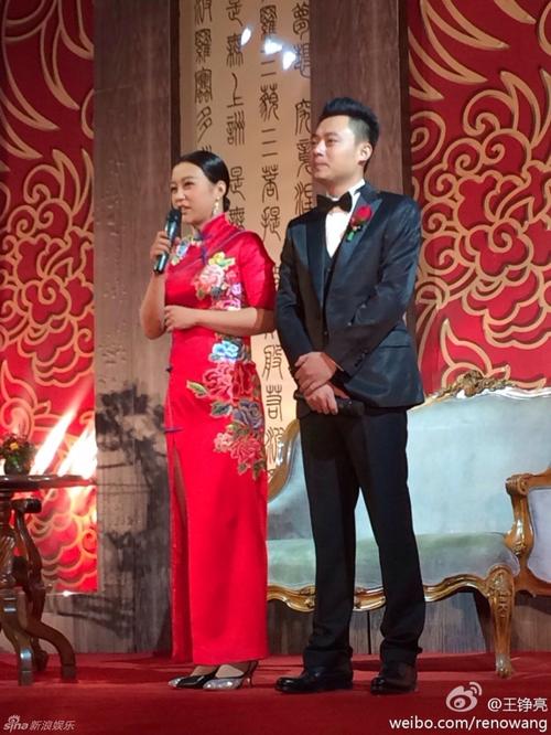 郝蕾与老公刘烨在京办婚礼