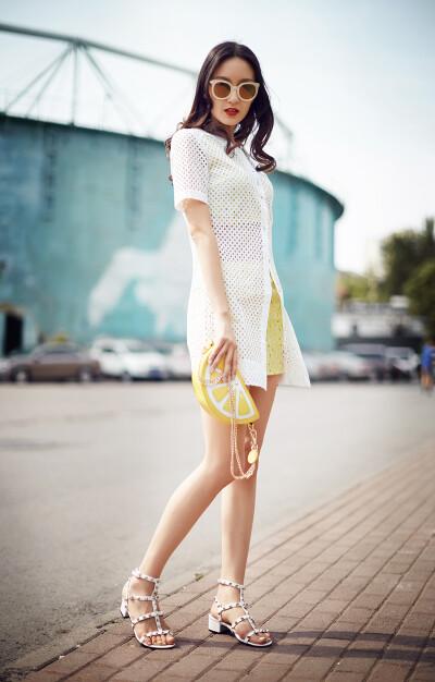 女装 时尚搭配 封面 人物 街拍