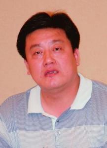 谢福明